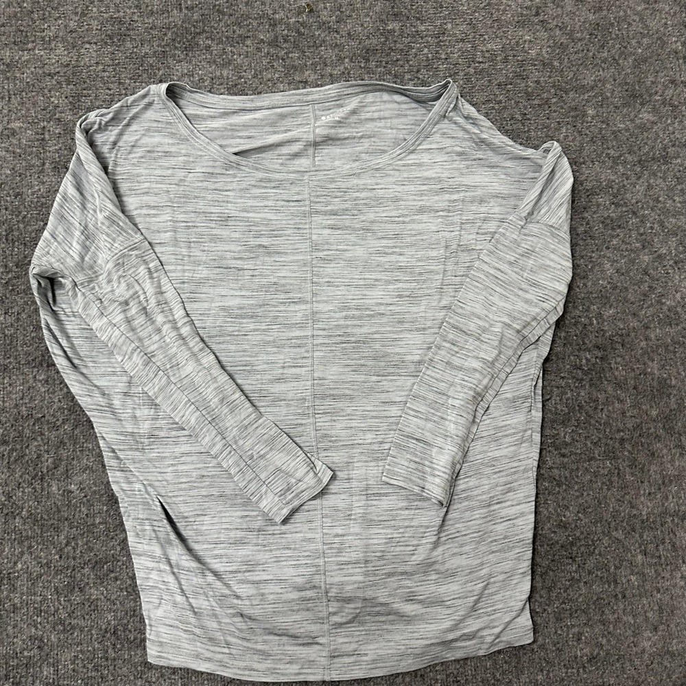 Athleta Top Womens Size M Gray Space Dye Lyocell Dolman Long Sleeve Yoga Casual